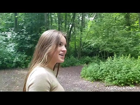 ❤️ I sugjerova Evelinës që të qihemi në një vend publik! Ajo tha po. Pastaj e qiva në byth dhe sperma në gojë. Pastaj ajo u inatos veten. ❌ Video qij tek ne ❌️